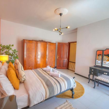 Beautifully Furnished Seafront 4 Bedrooms Goslm-4 سليمة المظهر الخارجي الصورة