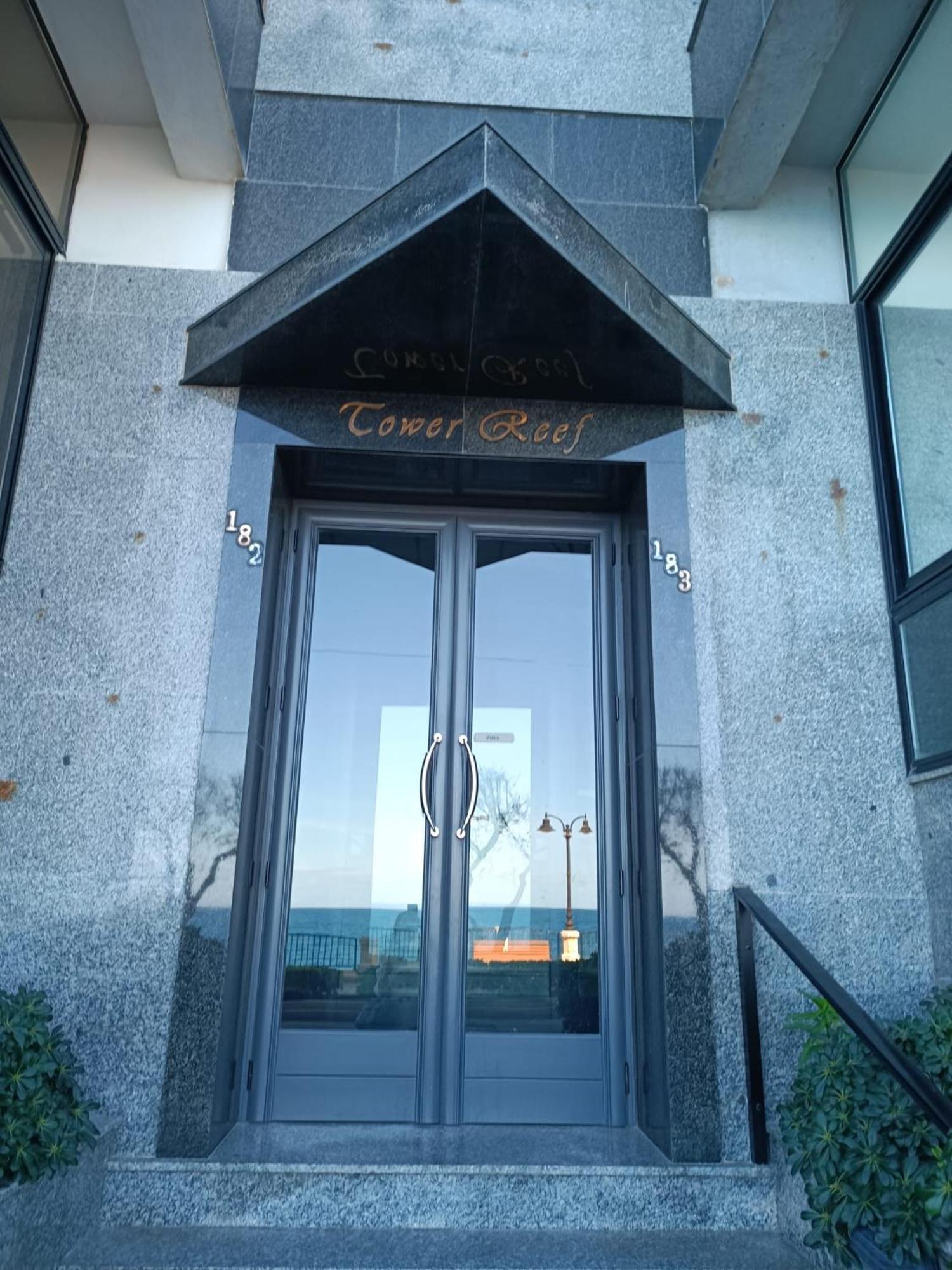 Beautifully Furnished Seafront 4 Bedrooms Goslm-4 سليمة المظهر الخارجي الصورة
